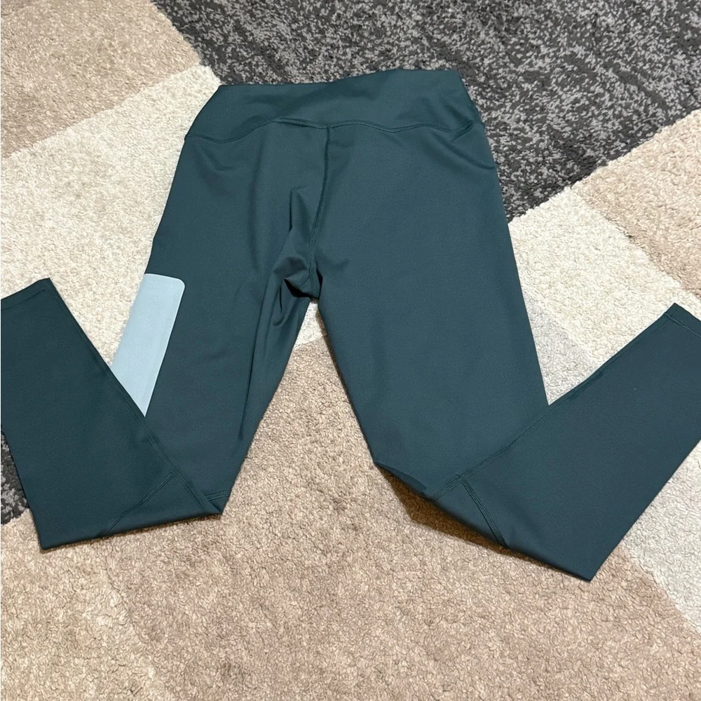 North Face Paramount Women’s Green Leggings- Medium
